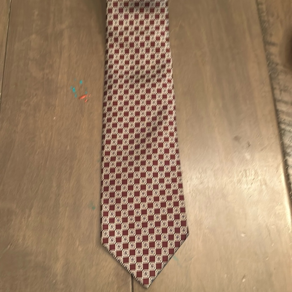 Brooks Brothers tie